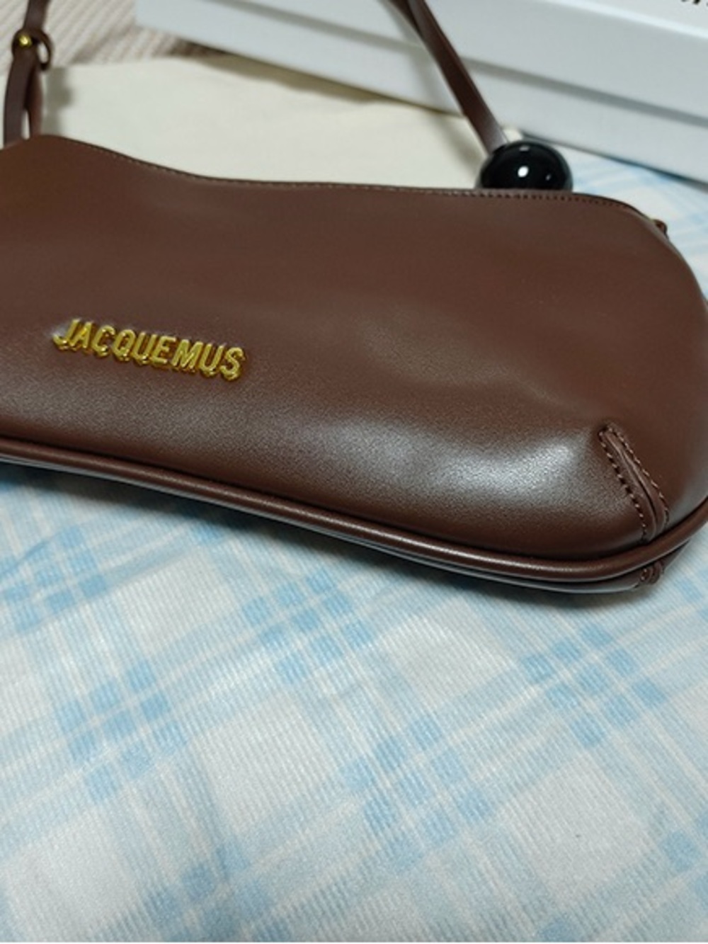 Jacquemus Brown Leather Crossbody Bag with Gold Logo - Picture 2 of 5